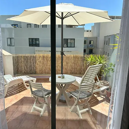 Leo Penthouse With Sea Views St Paul's Bay